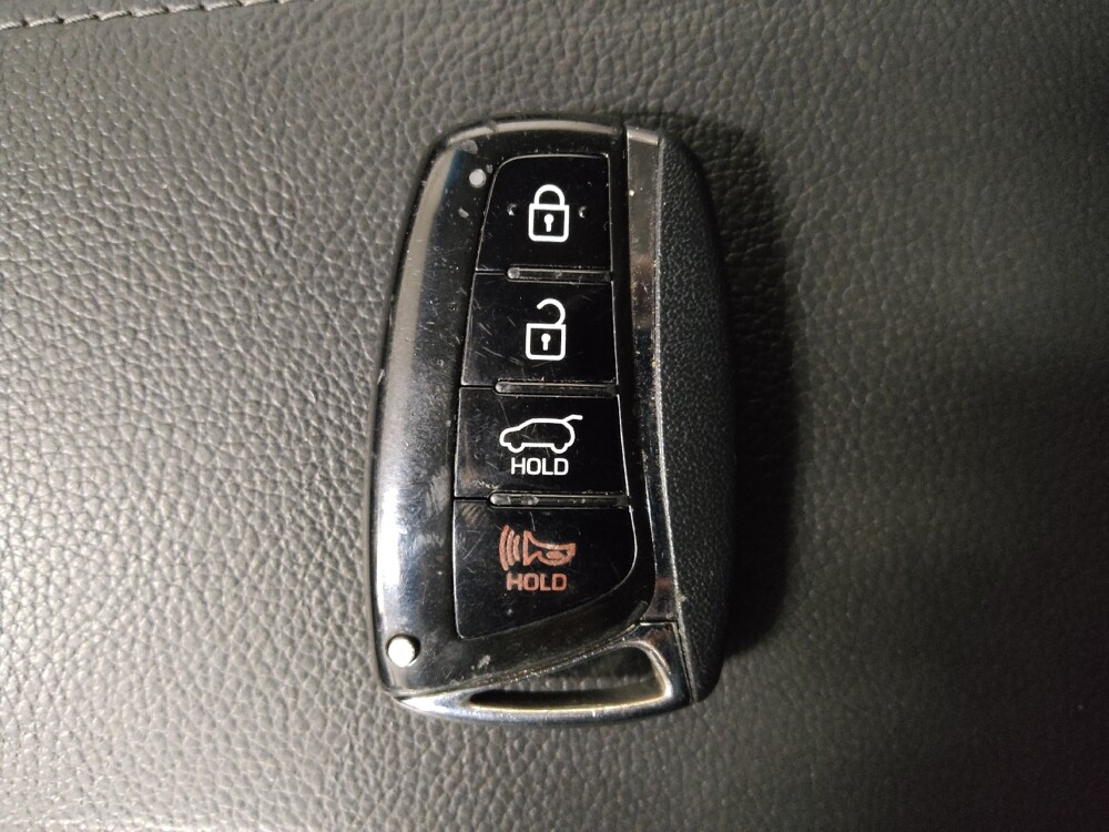 2018 Hyundai Santa Fe in Macon, GA 31210 - 18114311 32