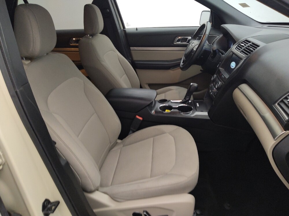 2018 Ford Explorer in Houston, TX 77074 - 18114327 21