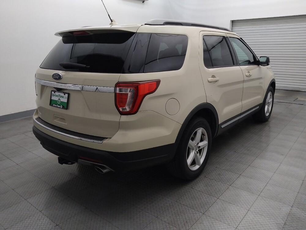 2018 Ford Explorer in Houston, TX 77074 - 18114327 9