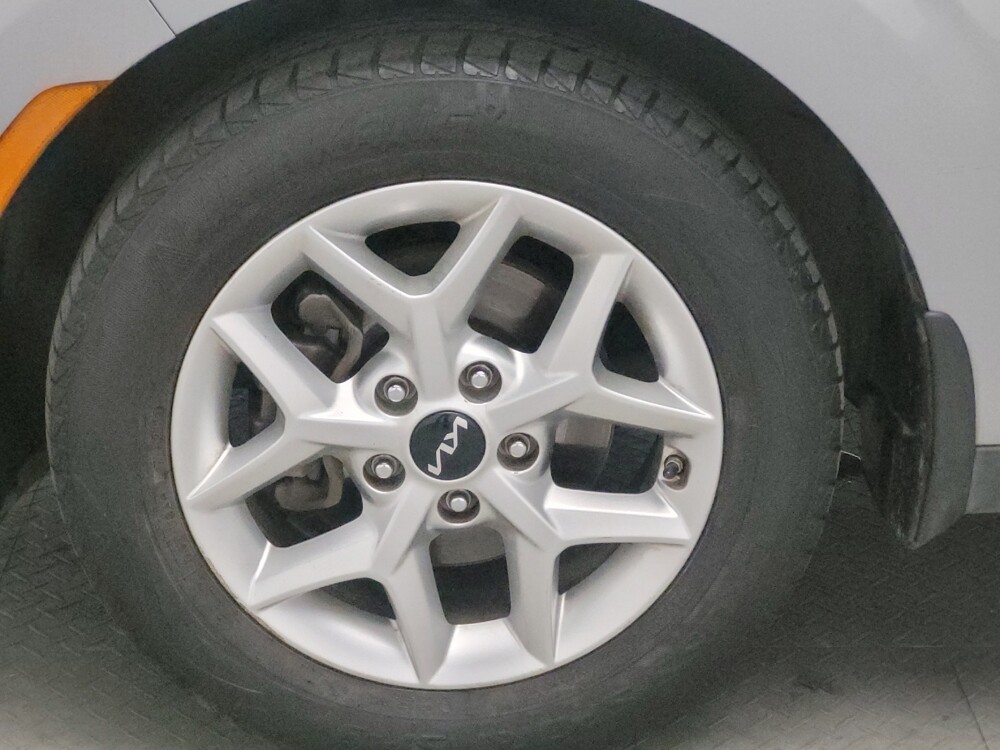 2023 Kia Soul in Fort Worth, TX 76116 - 18114331 31