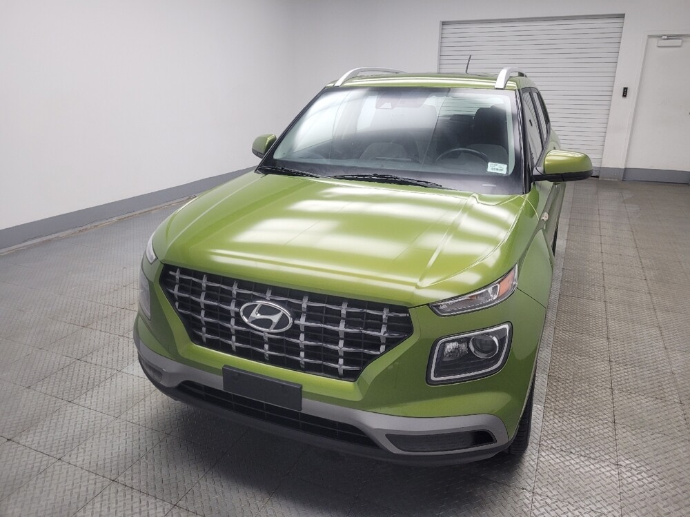 2023 Hyundai Venue in Highland, IN 46322 - 18114335 15