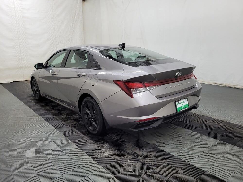 2023 Hyundai Elantra in Allentown, PA 18103 - 18114337 5