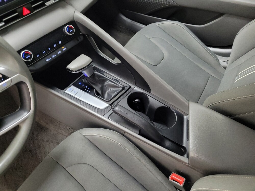 2023 Hyundai Elantra in Allentown, PA 18103 - 18114337 26