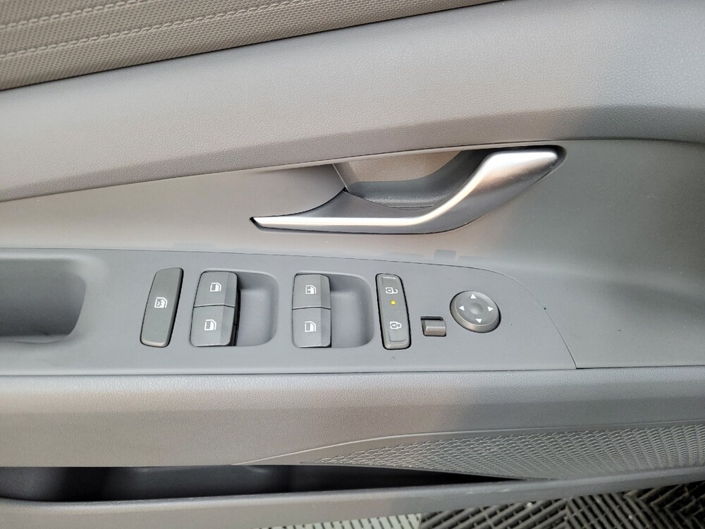 2025 Hyundai Elantra in Allentown, PA 18103 - 18114340 27