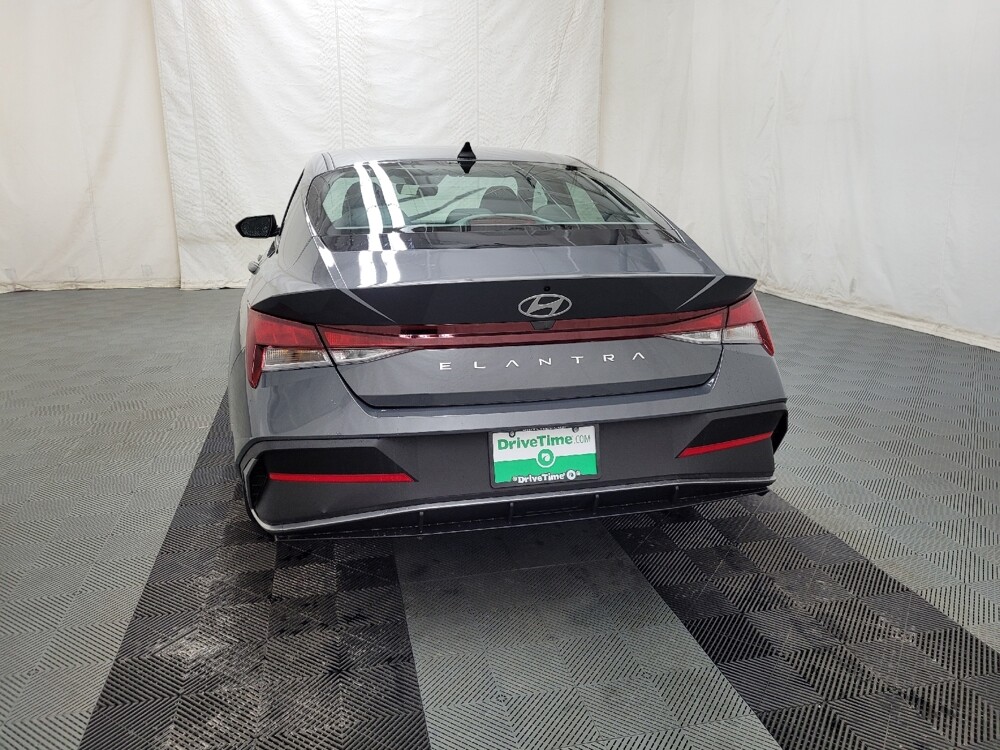 2025 Hyundai Elantra in Allentown, PA 18103 - 18114340 6