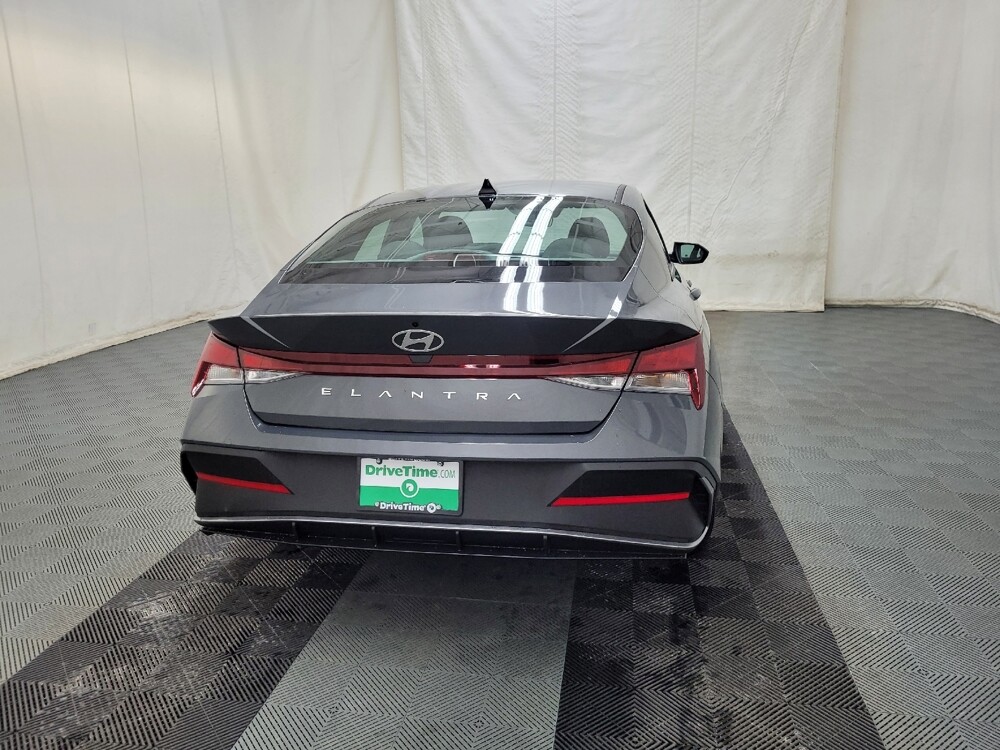 2025 Hyundai Elantra in Allentown, PA 18103 - 18114340 7