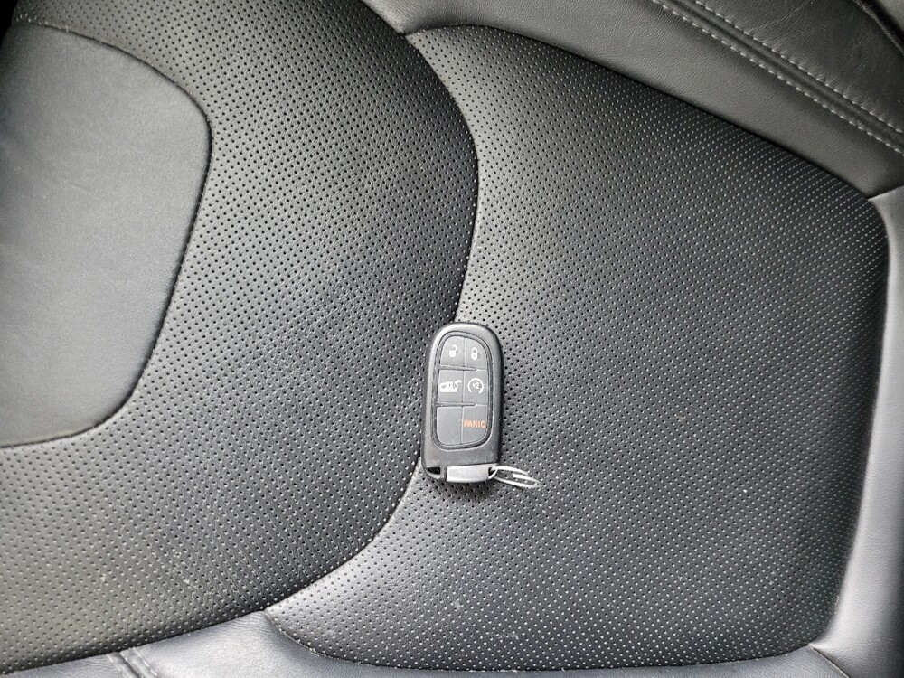 2020 Jeep Cherokee in Allentown, PA 18103 - 18114341 32