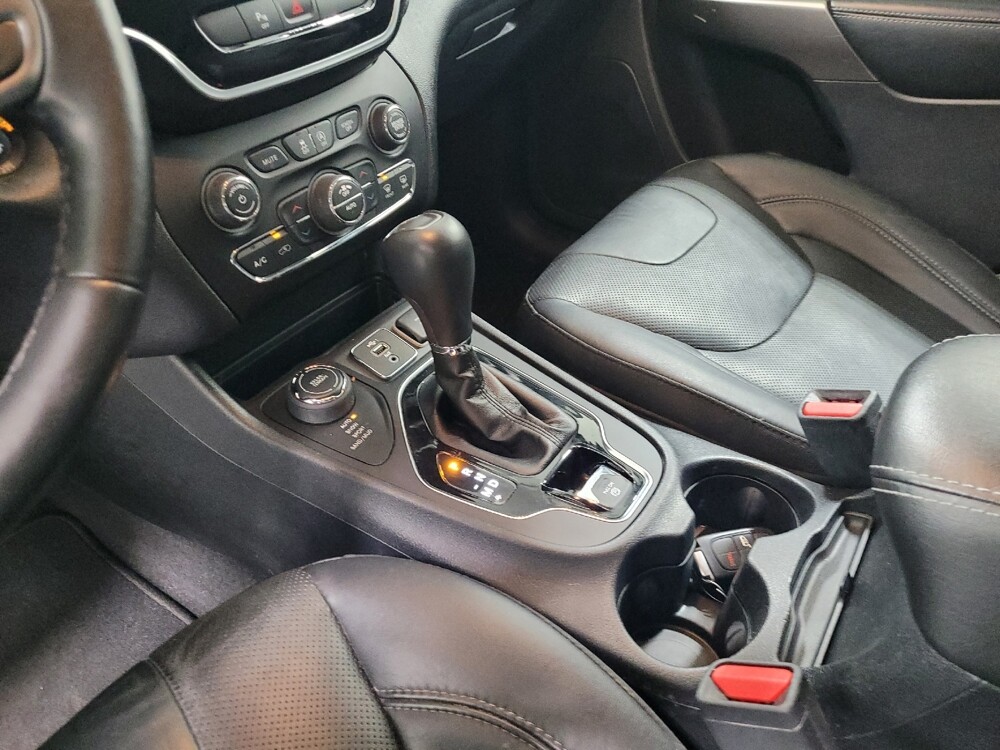 2020 Jeep Cherokee in Allentown, PA 18103 - 18114341 26