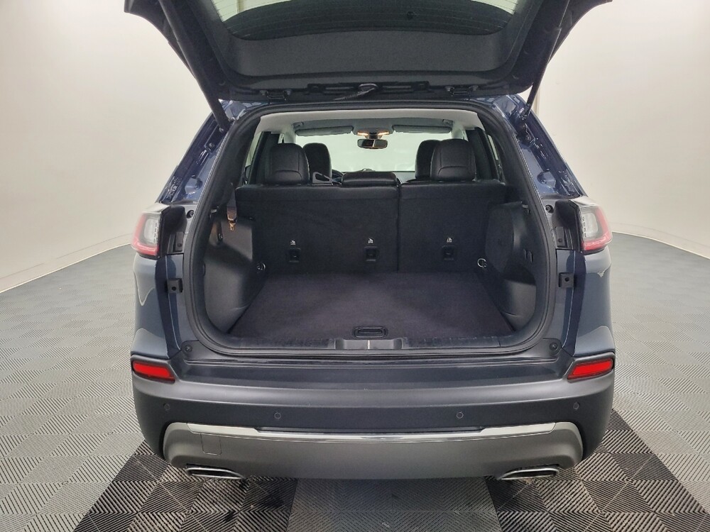 2020 Jeep Cherokee in Allentown, PA 18103 - 18114341 29