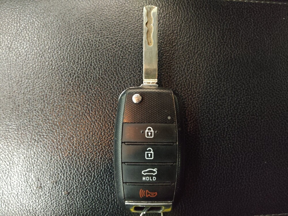 2020 Kia Optima in Colorado Springs, CO 80909 - 18114342 32