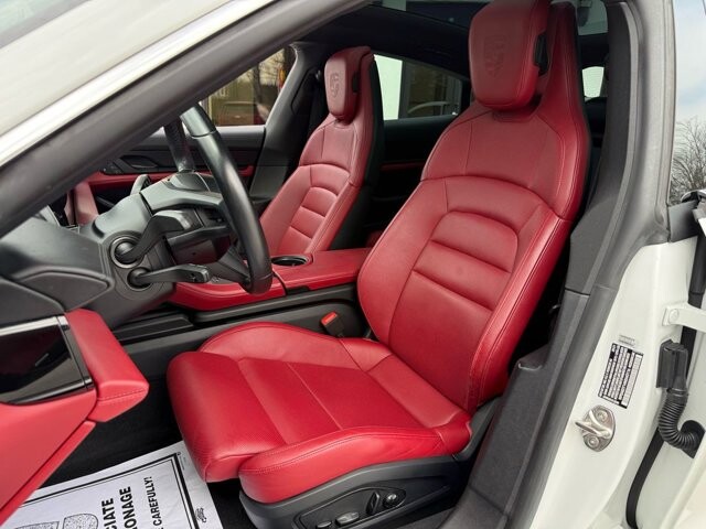 2022 Porsche Taycan in Knoxville, TN 37920 - 18114347 10