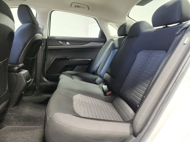 2025 Kia K5 in Cinnaminson, NJ 08077 - 18114349 13