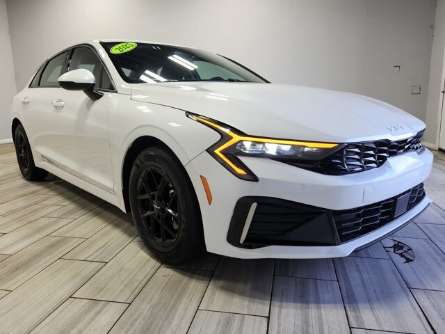 2025 Kia K5 in Cinnaminson, NJ 08077 - 18114349 7