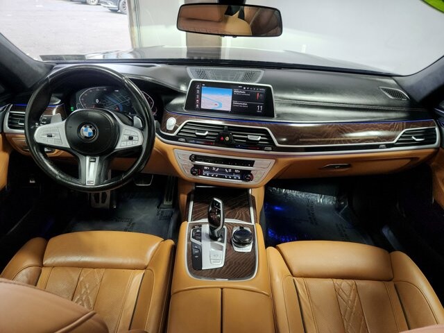 2021 BMW 740i in Cinnaminson, NJ 08077 - 18114357 16