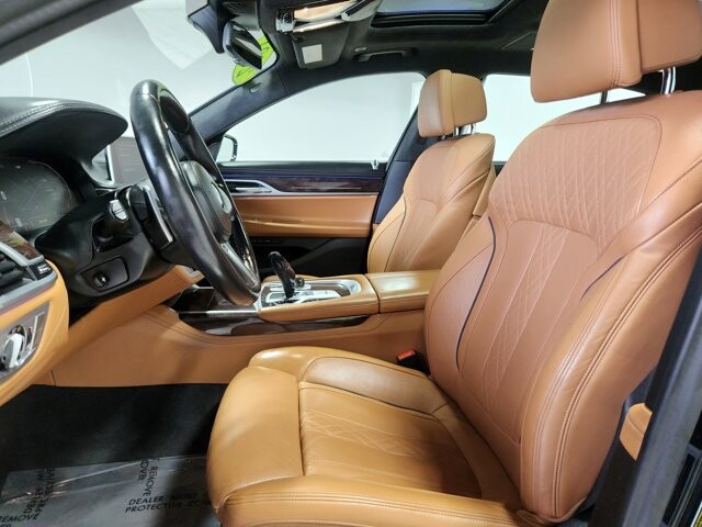 2021 BMW 740i in Cinnaminson, NJ 08077 - 18114357 11