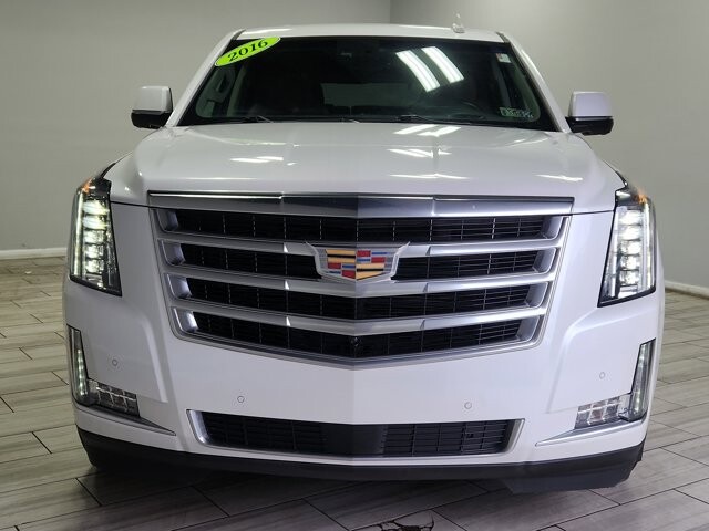 2016 Cadillac Escalade in Cinnaminson, NJ 08077 - 18114358 8