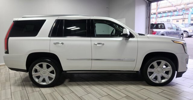 2016 Cadillac Escalade in Cinnaminson, NJ 08077 - 18114358 6