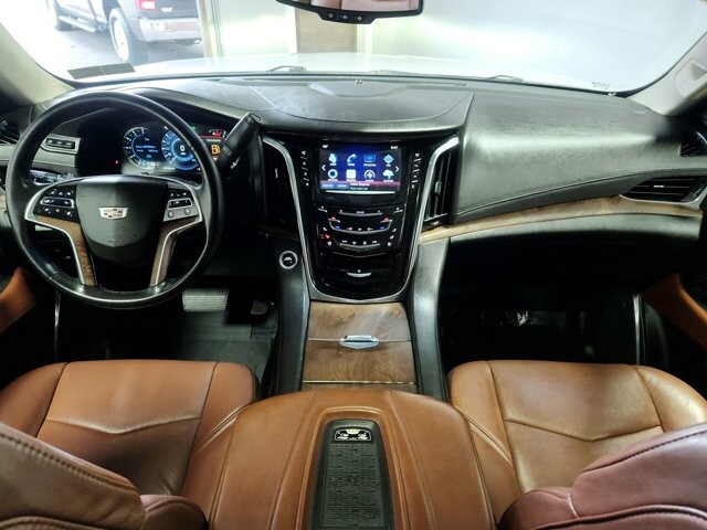 2016 Cadillac Escalade in Cinnaminson, NJ 08077 - 18114358 20