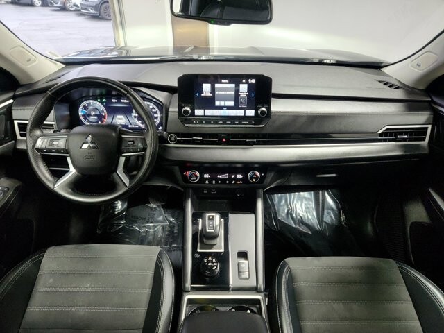 2024 Mitsubishi Outlander in Cinnaminson, NJ 08077 - 18114361 17