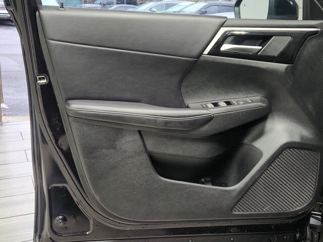 2024 Mitsubishi Outlander in Cinnaminson, NJ 08077 - 18114361 10