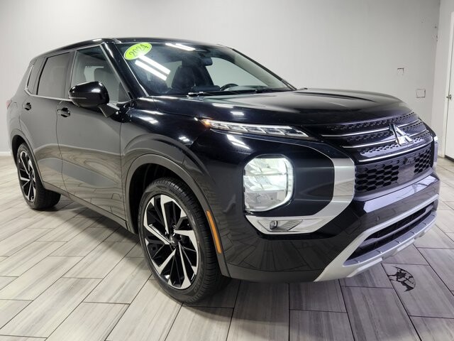 2024 Mitsubishi Outlander in Cinnaminson, NJ 08077 - 18114361 7