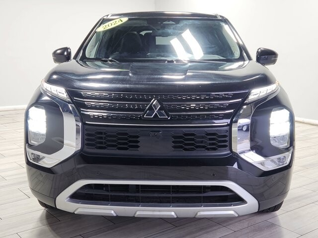 2024 Mitsubishi Outlander in Cinnaminson, NJ 08077 - 18114361 8