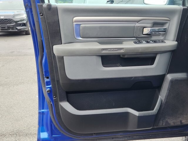 2019 RAM 1500 in Cinnaminson, NJ 08077 - 18114363 10