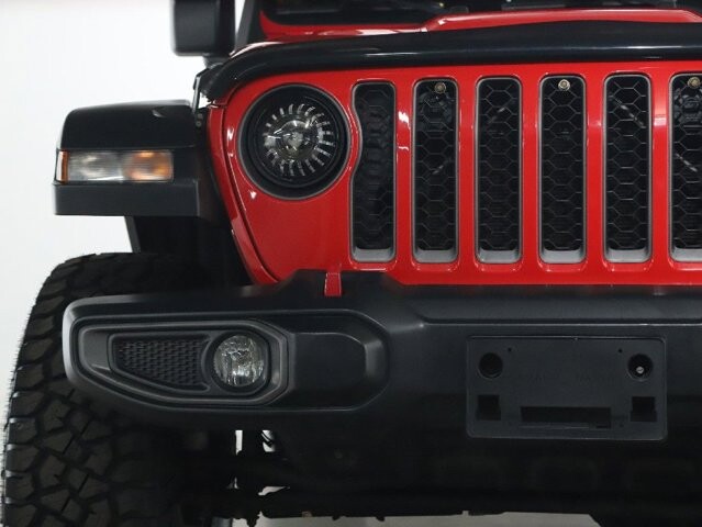 2020 Jeep Gladiator in Bedford, OH 44146 - 18114365 6