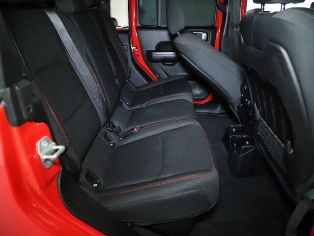 2020 Jeep Gladiator in Bedford, OH 44146 - 18114365 32