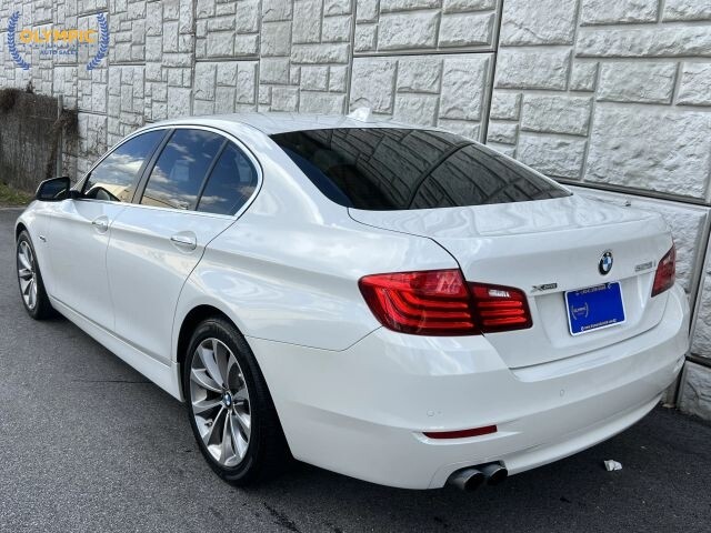 2016 BMW 528i xDrive in Decatur, GA 30032 - 18114376 4