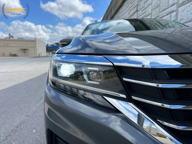 2021 Volkswagen Passat in Decatur, GA 30032 - 18114377 14