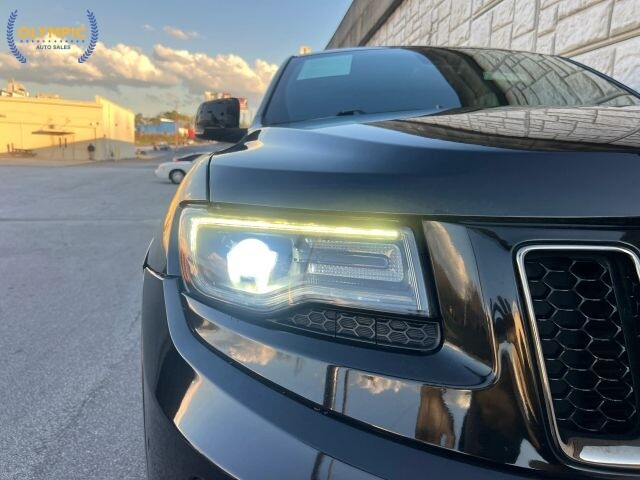 2015 Jeep Grand Cherokee in Decatur, GA 30032 - 18114378 11