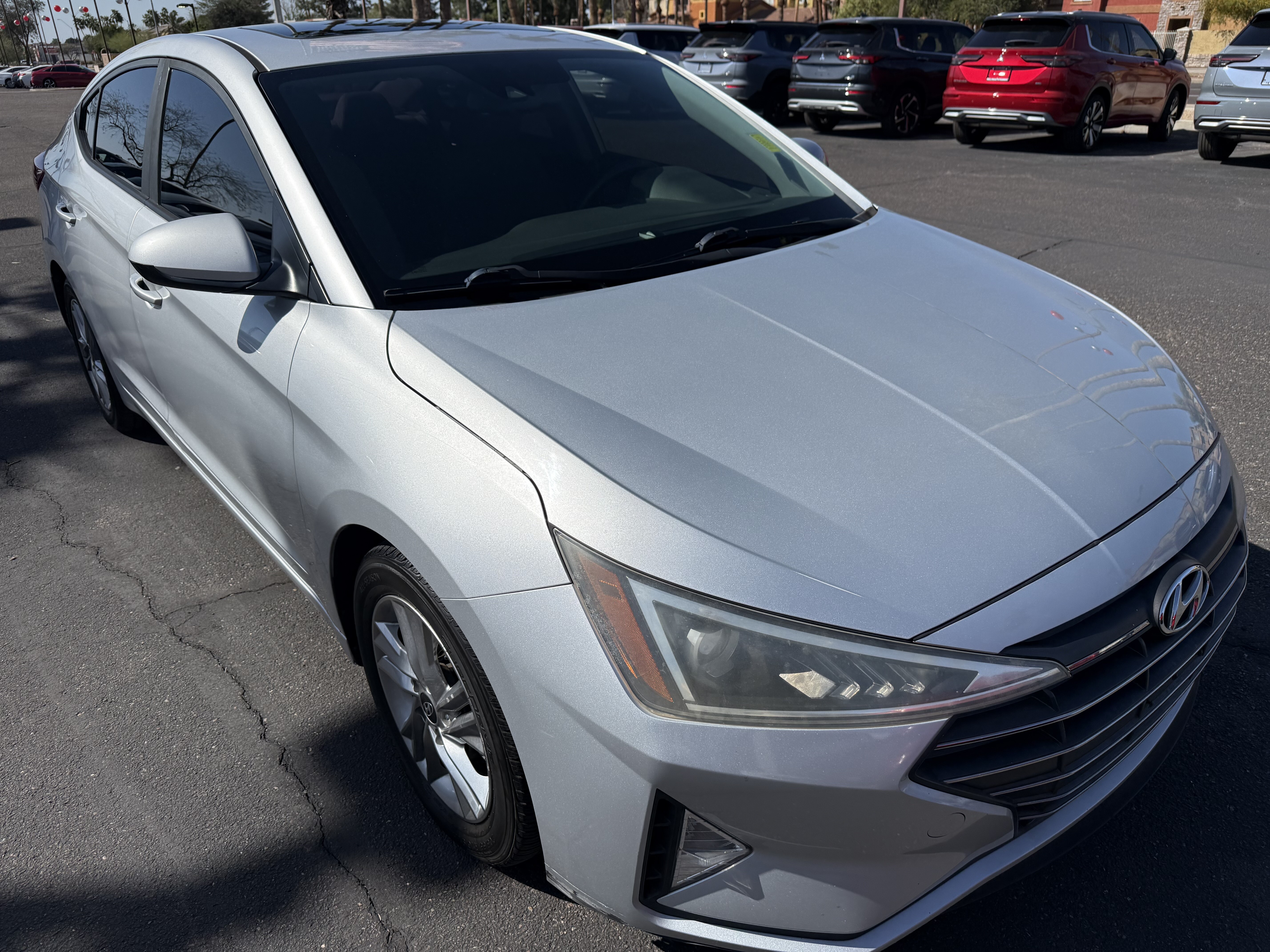 2019 Hyundai Elantra in Phoenix, AZ 85022 - 18114383 3