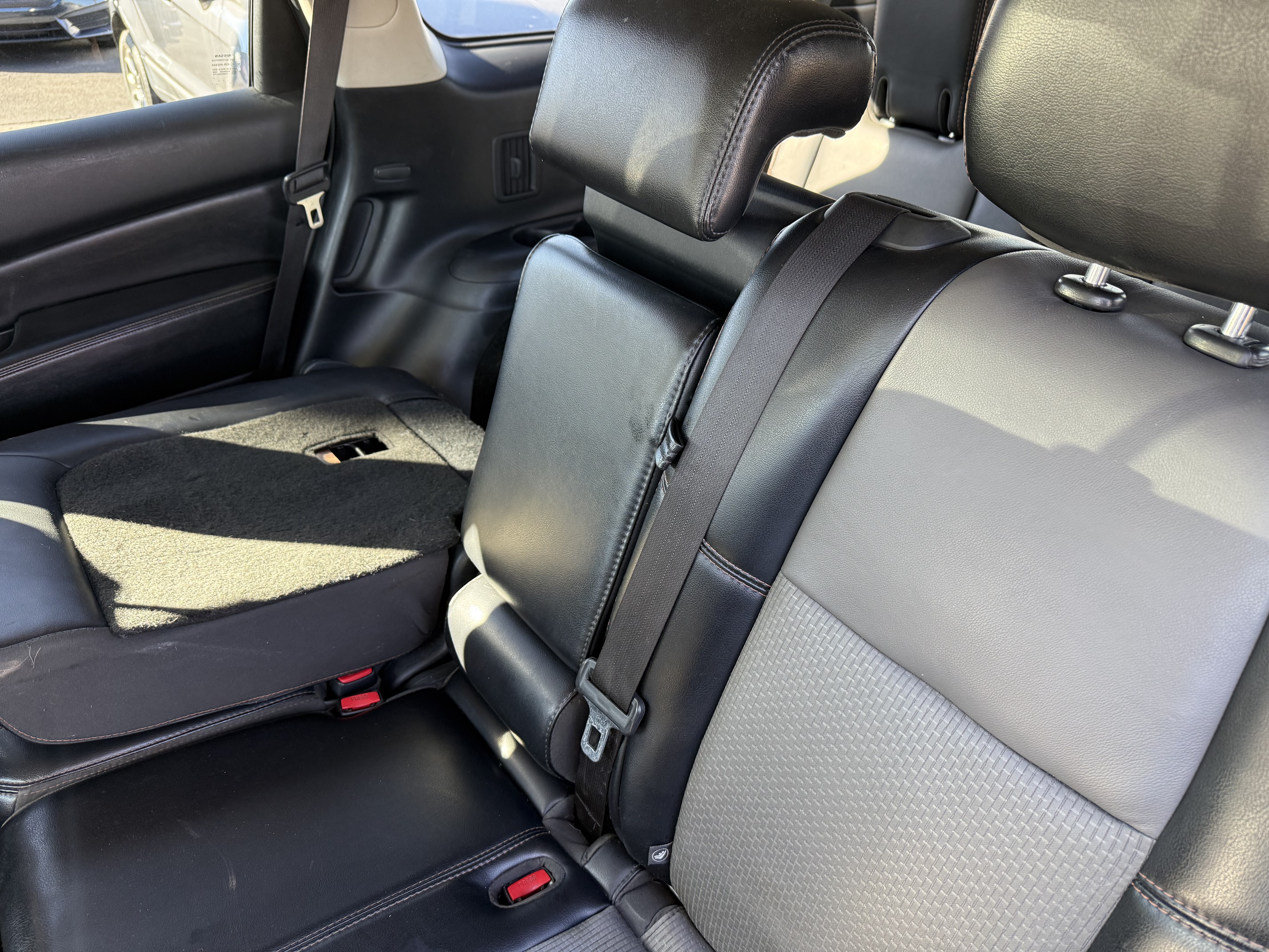 2020 Nissan Pathfinder in Phoenix, AZ 85022 - 18114384 8