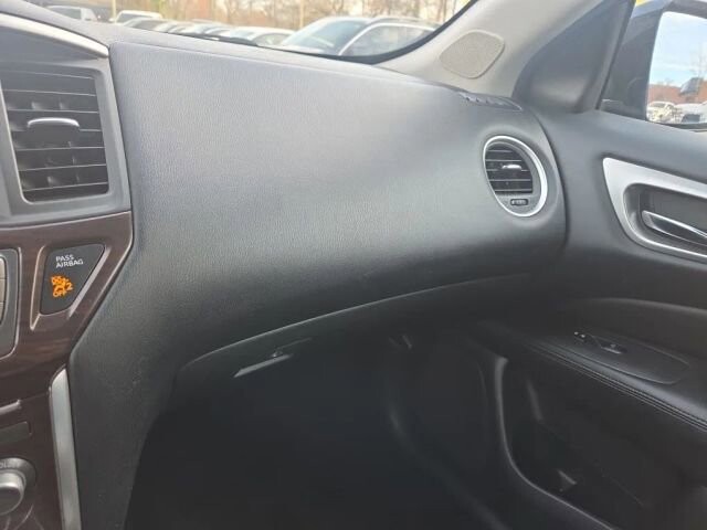 2014 Nissan Pathfinder in Greenville, SC 29607 - 18114393 40