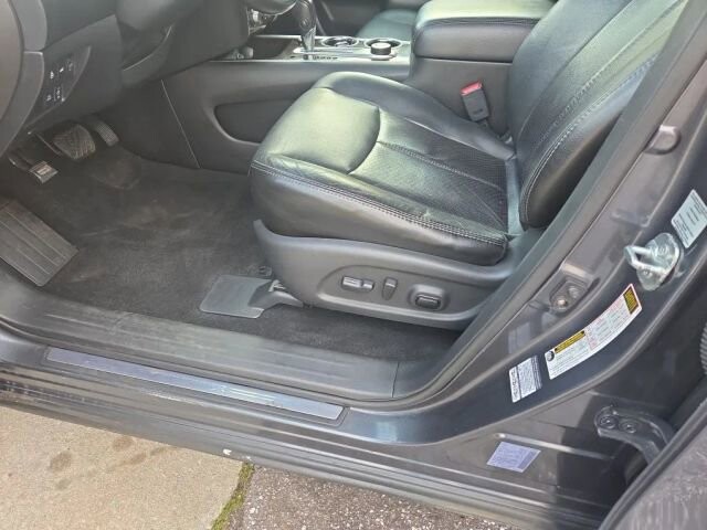 2014 Nissan Pathfinder in Greenville, SC 29607 - 18114393 31