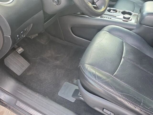 2014 Nissan Pathfinder in Greenville, SC 29607 - 18114393 34