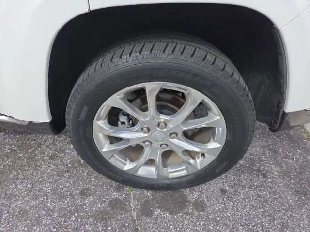 2020 Jeep Grand Cherokee in Greenville, SC 29607 - 18114396 11