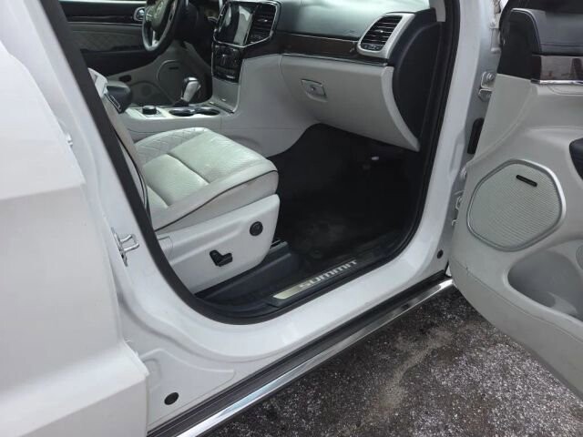 2020 Jeep Grand Cherokee in Greenville, SC 29607 - 18114396 17