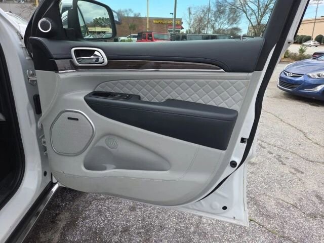 2020 Jeep Grand Cherokee in Greenville, SC 29607 - 18114396 16