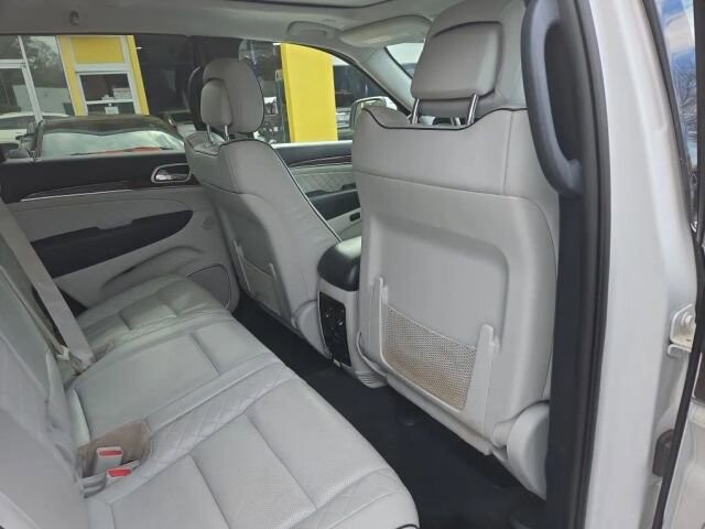 2020 Jeep Grand Cherokee in Greenville, SC 29607 - 18114396 23