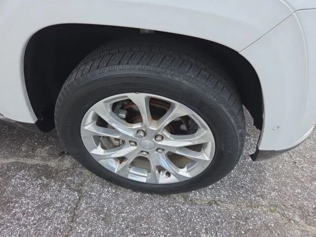 2020 Jeep Grand Cherokee in Greenville, SC 29607 - 18114396 8