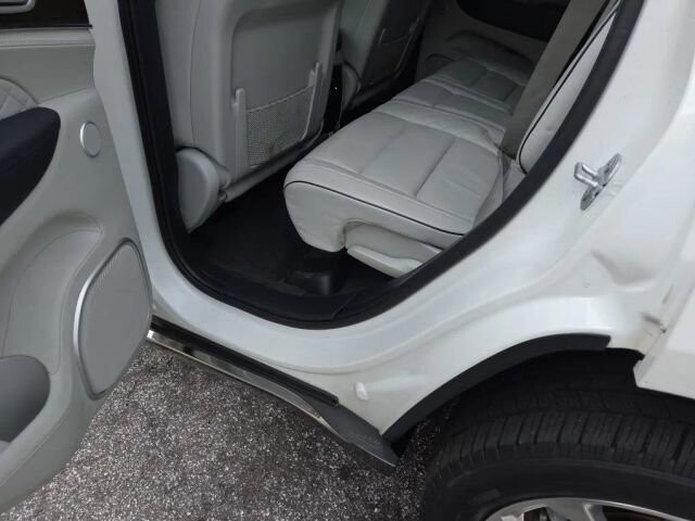 2020 Jeep Grand Cherokee in Greenville, SC 29607 - 18114396 29