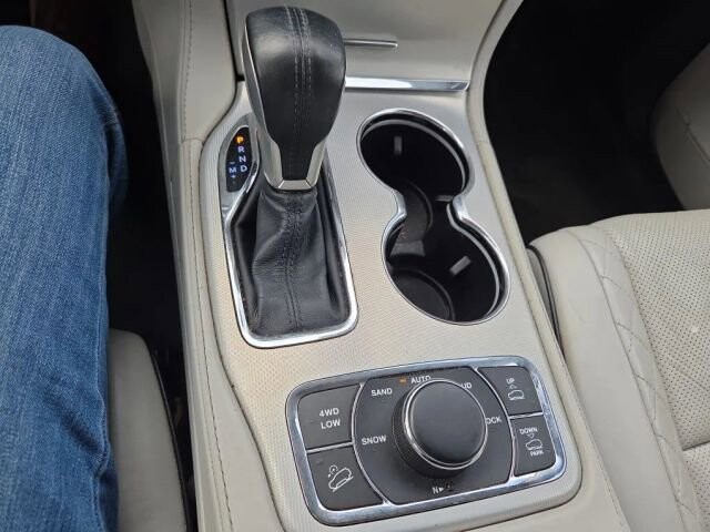 2020 Jeep Grand Cherokee in Greenville, SC 29607 - 18114396 41