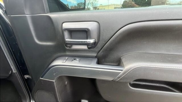 2015 Chevrolet Silverado 1500 in Greenville, SC 29607 - 18114397 18