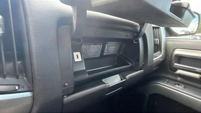 2015 Chevrolet Silverado 1500 in Greenville, SC 29607 - 18114397 42