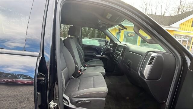 2015 Chevrolet Silverado 1500 in Greenville, SC 29607 - 18114397 22