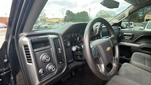 2015 Chevrolet Silverado 1500 in Greenville, SC 29607 - 18114397 33