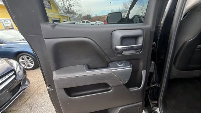 2015 Chevrolet Silverado 1500 in Greenville, SC 29607 - 18114397 28