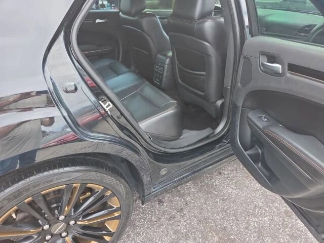 2018 Chrysler 300 in Greenville, SC 29607 - 18114398 22